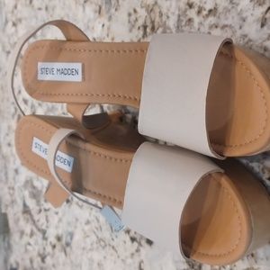 Steve Madden Welsh women's sz 10 Wedge Sandals Final Clearance